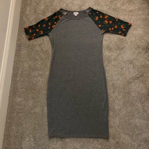 Lularoe Julia NWOT! Size small🌺🌺🌺